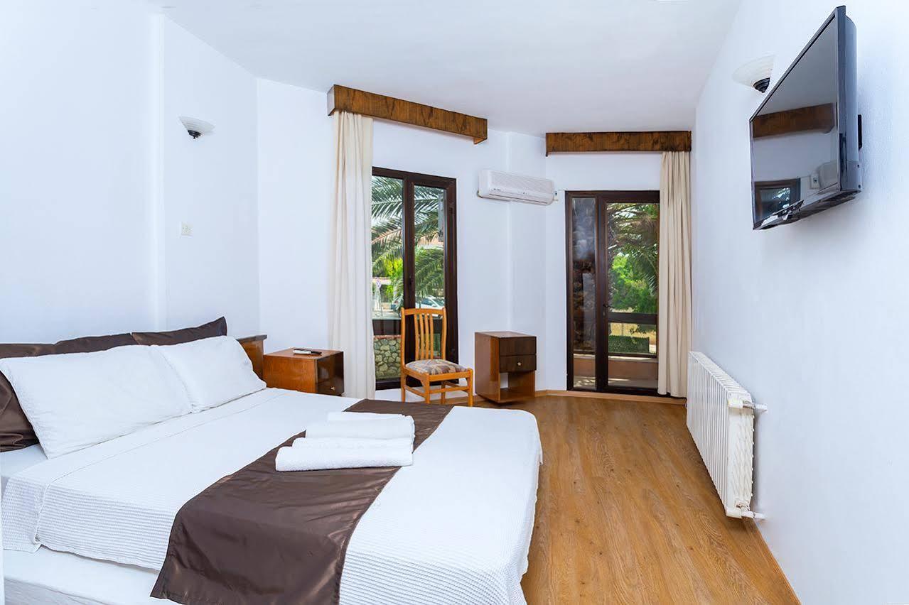 Kabasakal Hotel Çeşme Exteriör bild